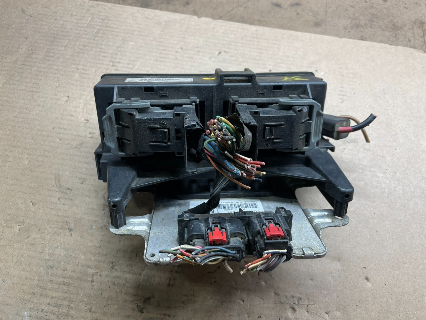 2007 2008 2009 Dodge Durango Fuse Box Relay Panel Body Module BCM Oem P4739 DG3