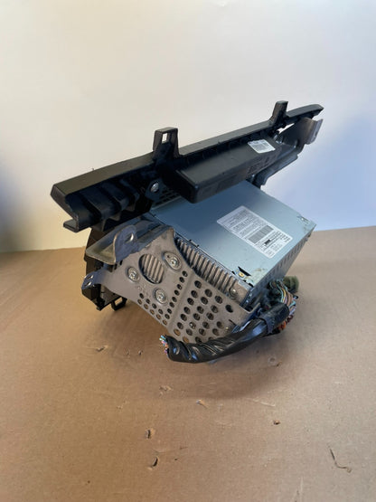 2011 to 2013 Honda Odyssey Radio AM/FM Control Panel AG2983 DG3