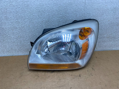 2005 to 2006 Kia Sportage Left Driver LH Halogen Headlight OEM X5083 DW0