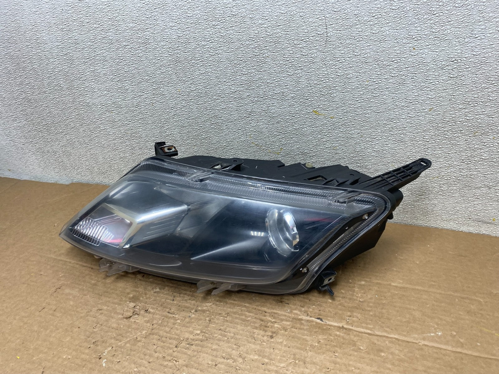 2010 2011 2012 Ford Fusion Left Driver LH Side Headlight Halogen Z2863 DW1