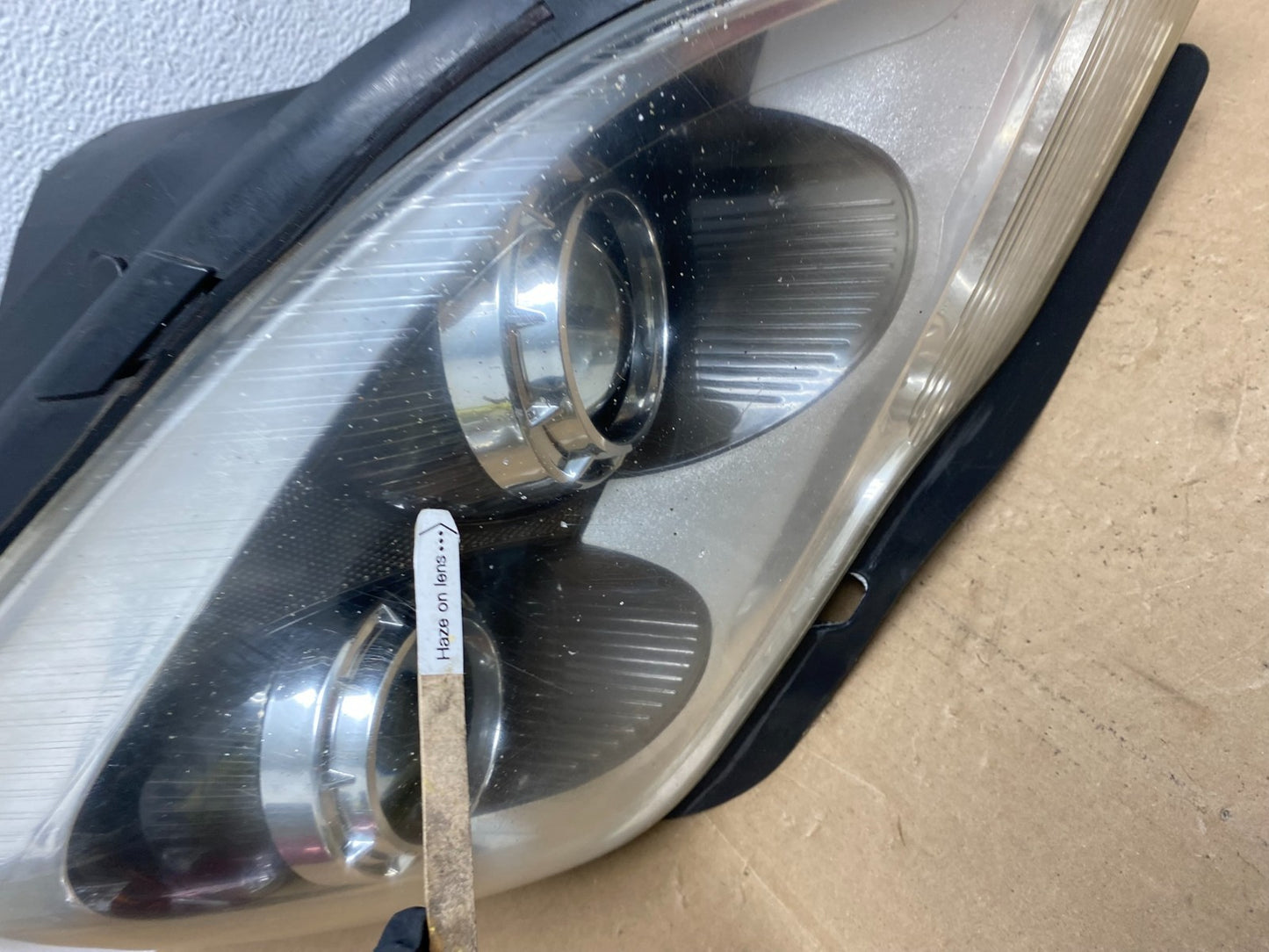 2007 to 2012 Gmc Acadia Halogen Headlight Right Passenger Side AC5641 DW4
