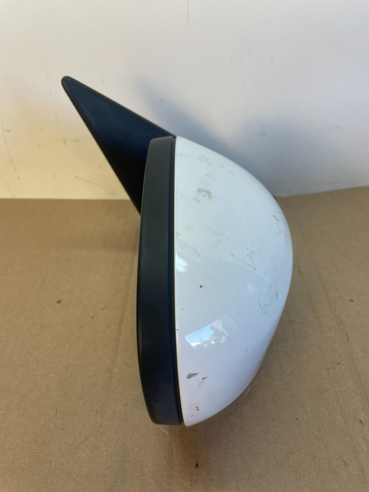 2009 to 2011 BMW 328i 335i Right Passenger Side View Door Mirror AG7820 DW9