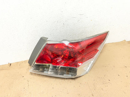 2008 to 2012 Honda Accord Sedan Tail light Right Passenger RH Side AE9315 LK0