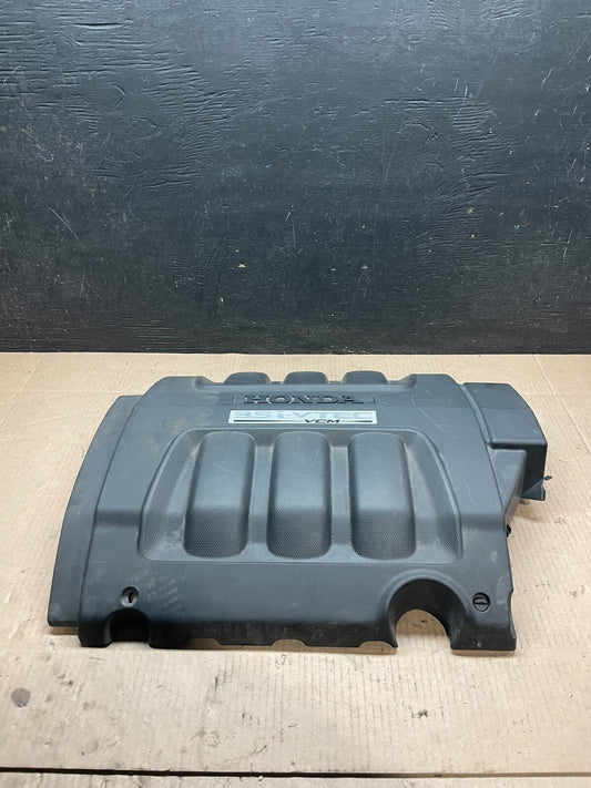 2005 to 2007 Honda Odyssey Black Engine Cover J6936 DG0