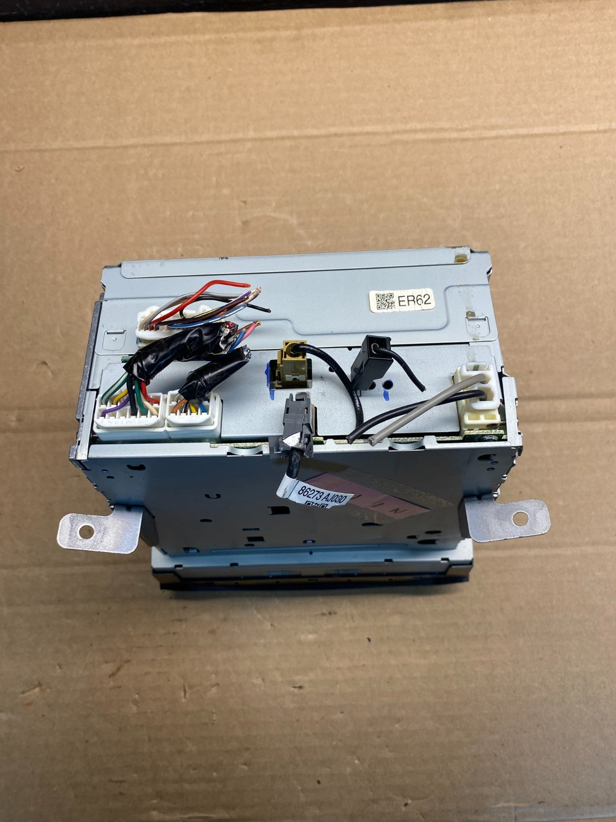 2012 Subaru Outback Radio AM/FM CD Player mp3 Audio AE8144 DG5