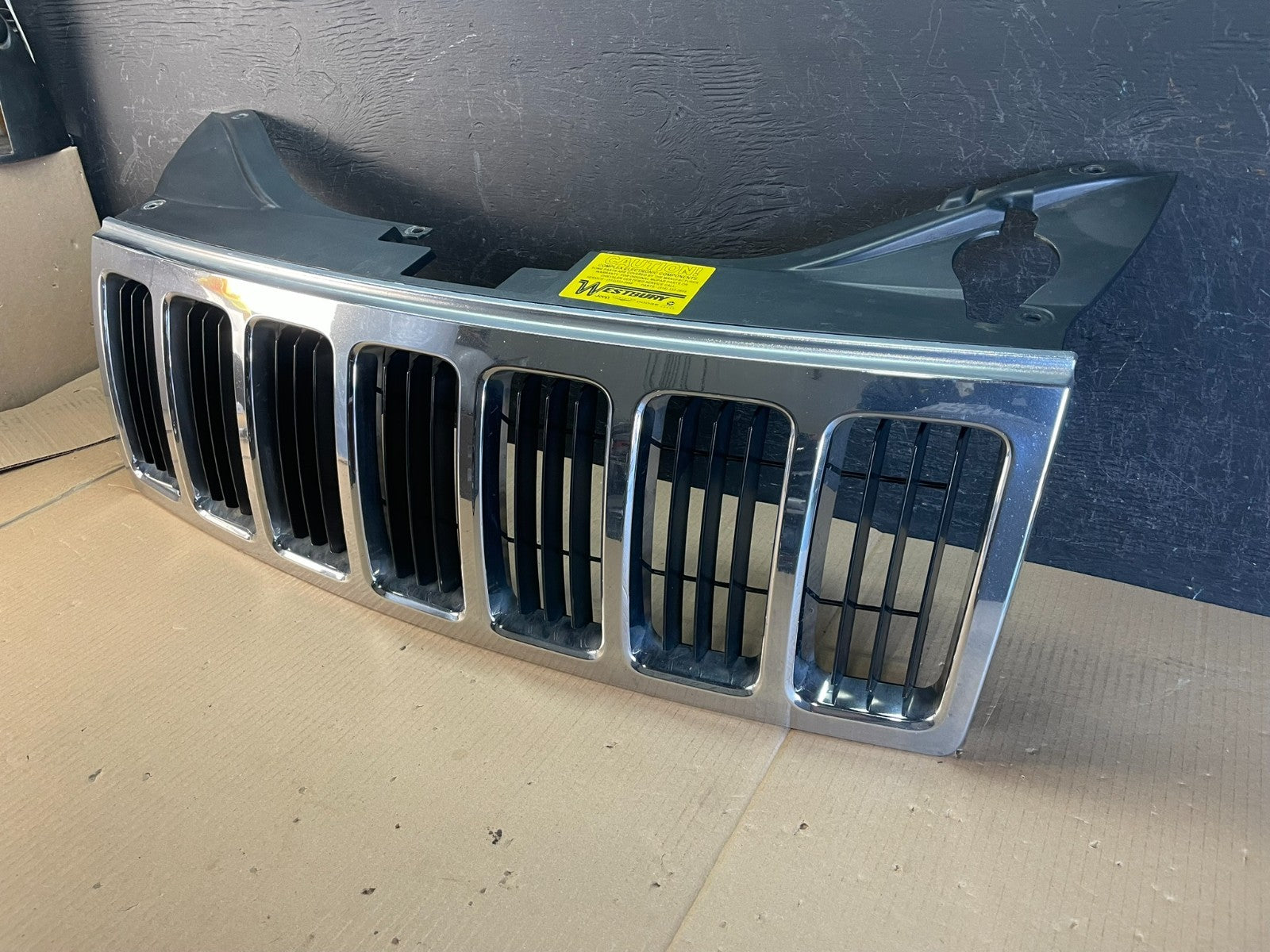 2008 2009 2010 Jeep Grand Cherokee Front Upper Grill Grille AE3581 DG1