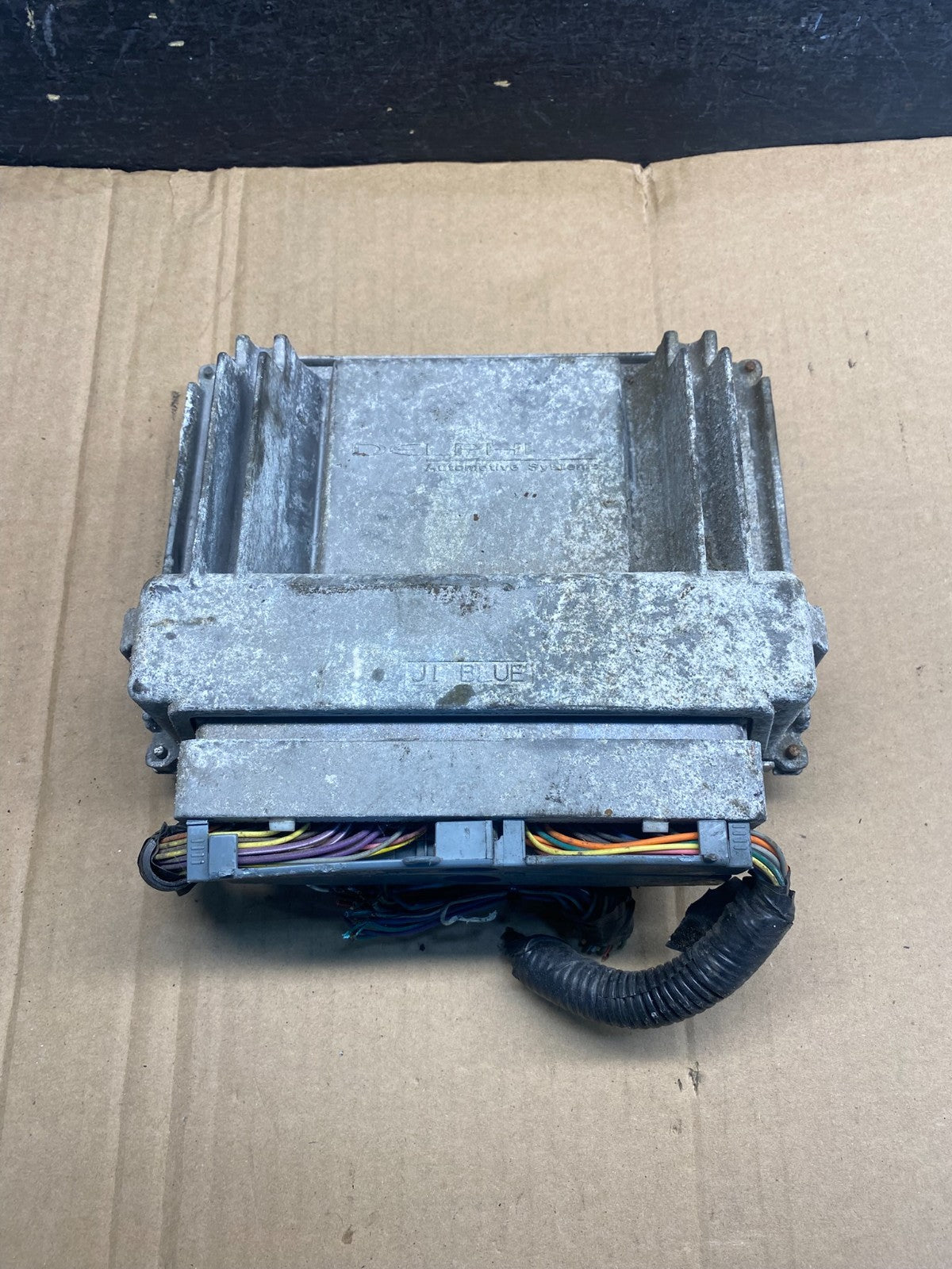 1999 2000 Chevrolet Silverado Engine Control Module ECM ECU 09354896 AE2177 DW1