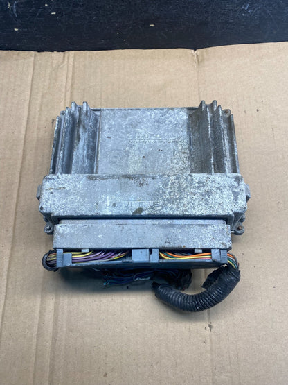 1999 2000 Chevrolet Silverado Engine Control Module ECM ECU 09354896 AE2177 DW1