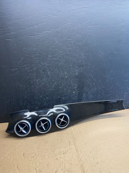 2014 to 2016 Mercedes CLA CLA250 Front Dashboard Air Vent Wood Trim AE4047 DG0