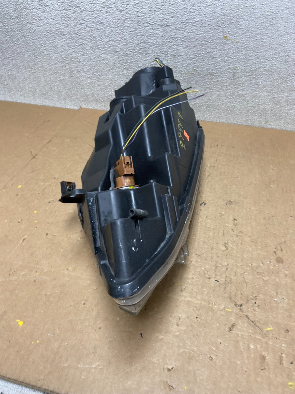 2010 2011 2012 Ford Fusion Right Passenger RH Headlight Halogen OEM Z7999 DW8