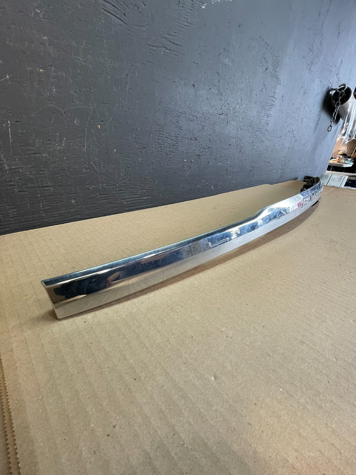 2011-2014 Ford Explorer Rear Tailgate Gate Trim Molding With Camera OE AE3424 DG2