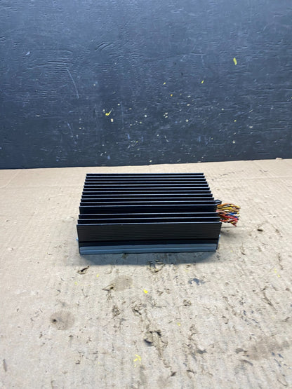 2007-2010 BMW X5 Top HiFi Lear Radio Audio Amplifier Amp OEM P7886 DG1