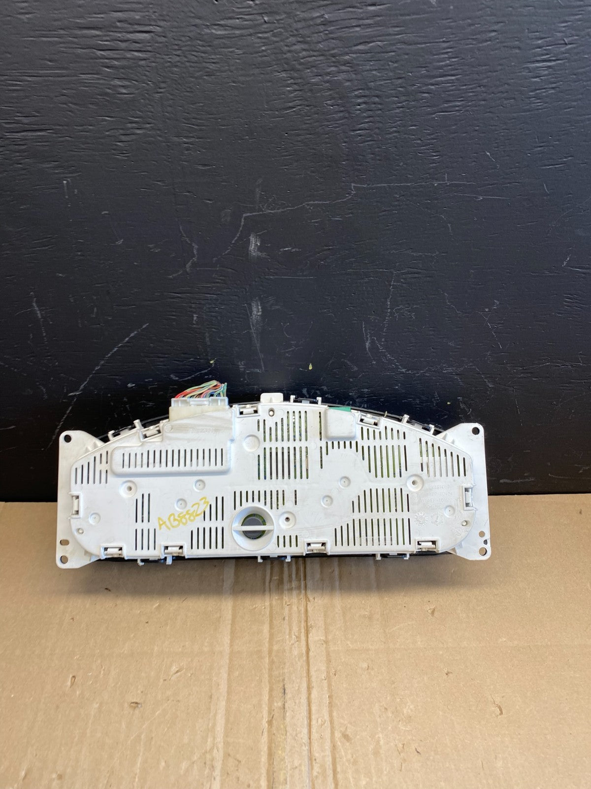 2005 Nissan Pathfinder Speedometer Cluster Gauge OEM  AB8823 DG4