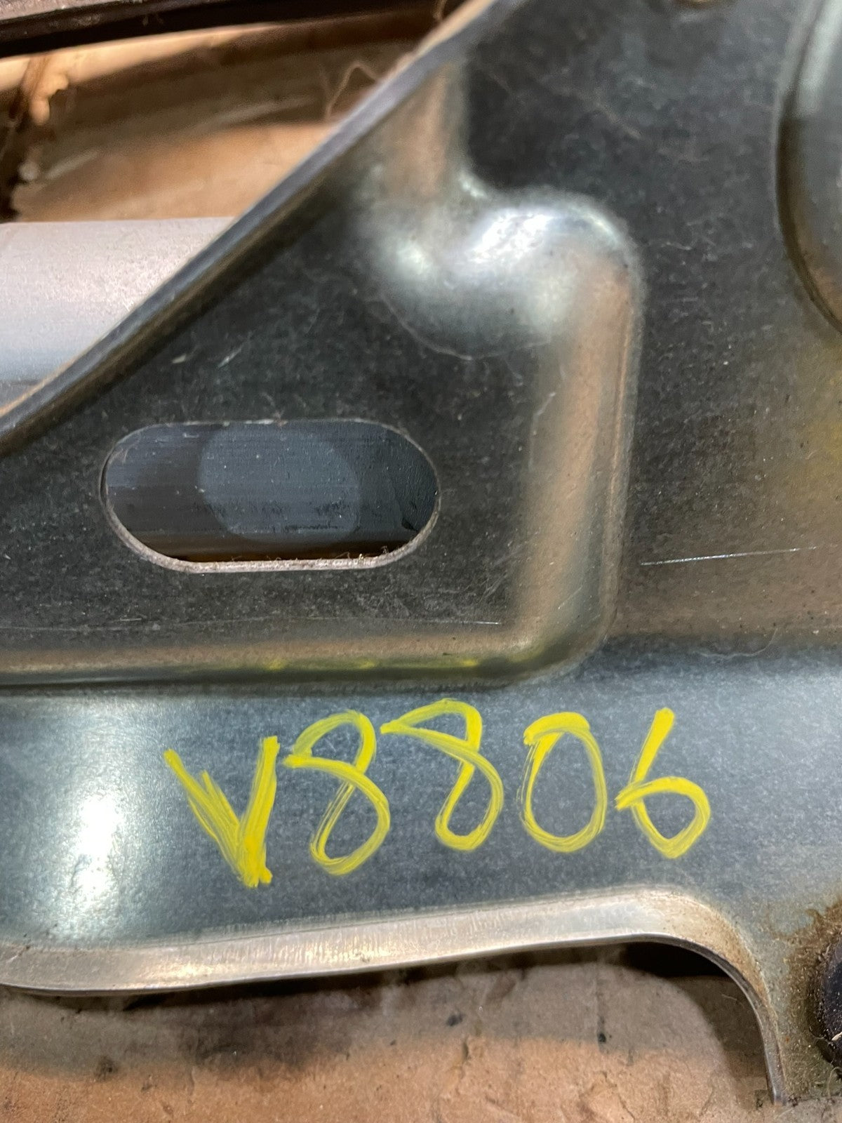 2009 to 2013 Subaru Forester Rear Windshield Washer Wiper Motor V8806 DG6