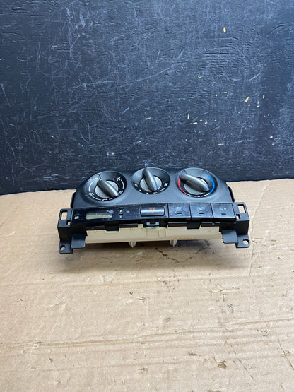 2001 - 2003 Toyota RAV4 A/C Heater Climate Control Unit Switch AF2116 DG3
