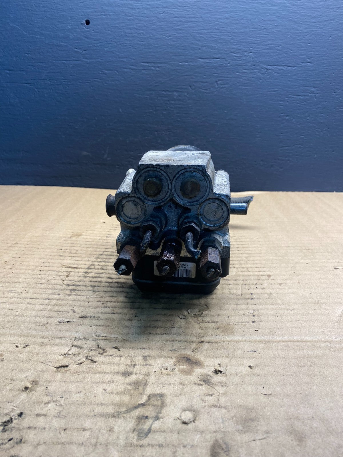 2003 2007 Ford E250 E350 Anti-Lock ABS Antilock Brake Pump AB7145 DG3