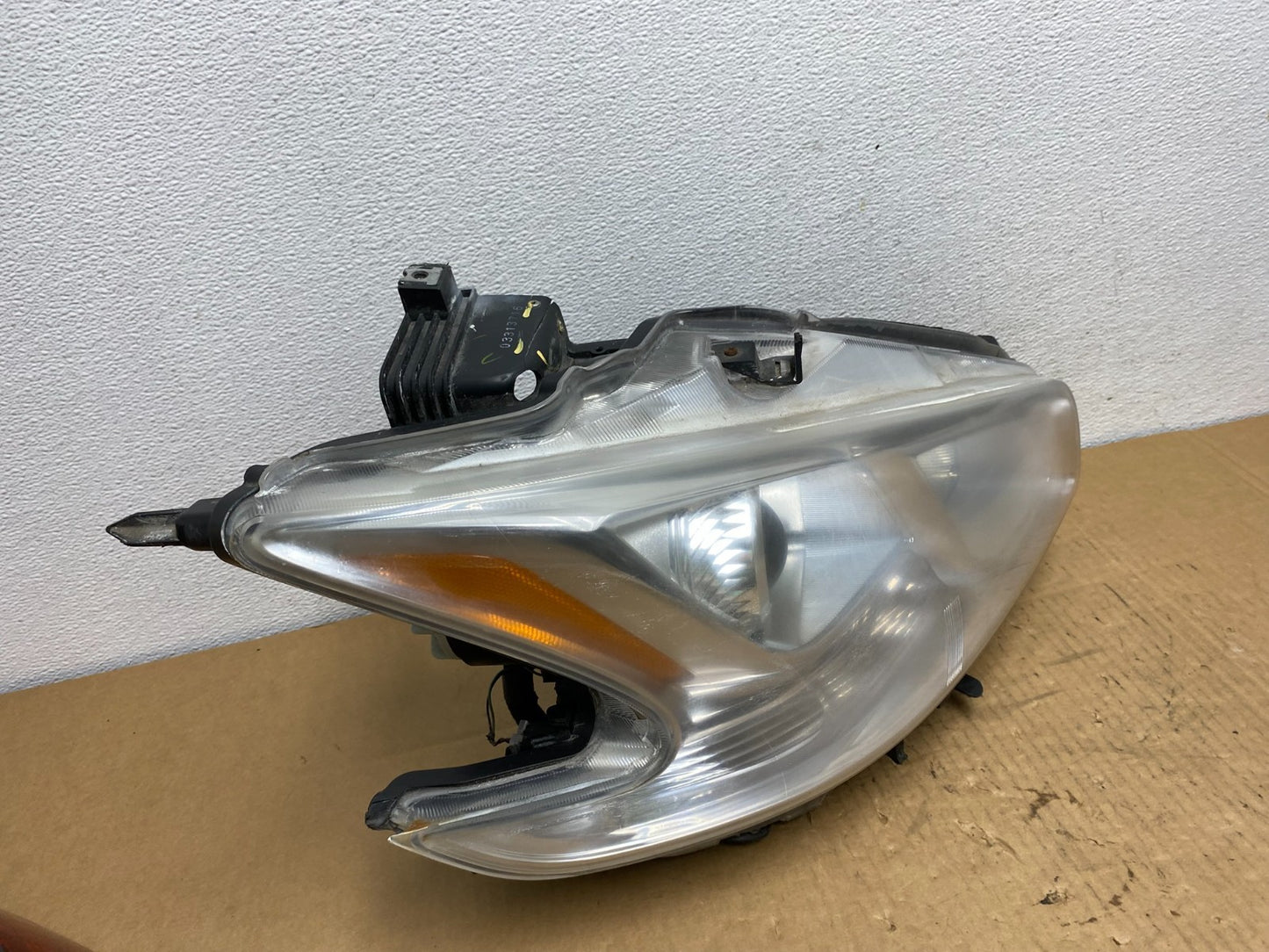 2009 - 2014 Nissan Maxima Headlight Right Passenger Xenon HID AC7642 DW2