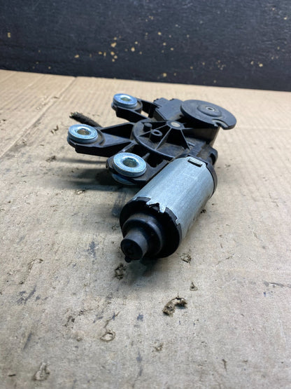 2003 to 2010 Porsche Cayenne Rear Back Window Wiper Motor AB0392 DG2