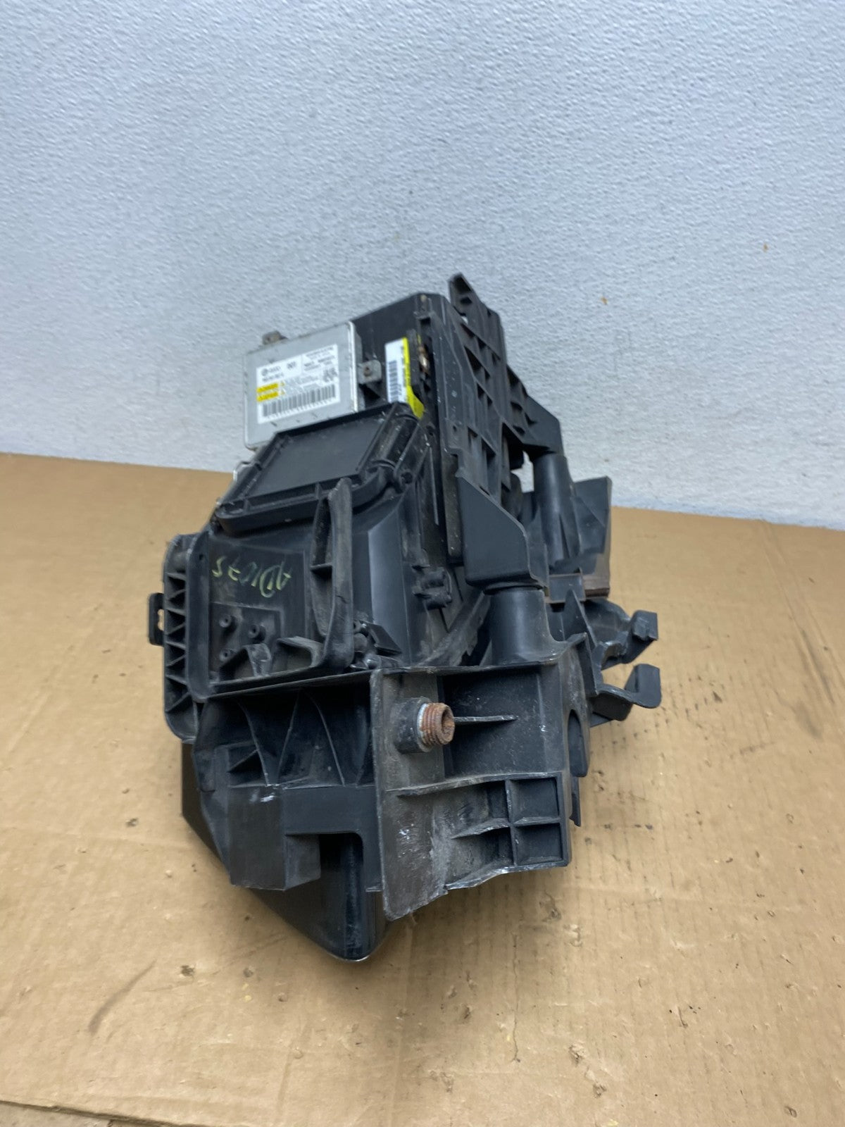 2009 to 2012 Audi Q5 Right Passenger RH Side Xenon HID Headlight AD1075 DW10