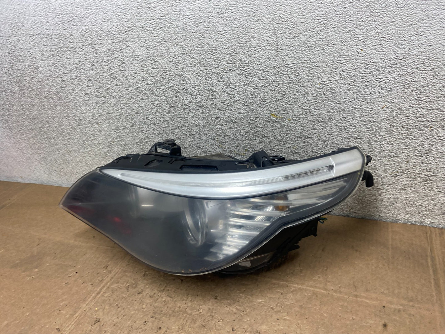 2008 to 2010 Bmw 5 Series 535I 550 Left Driver LH Headlight Halogen Oem Y6871 DW1