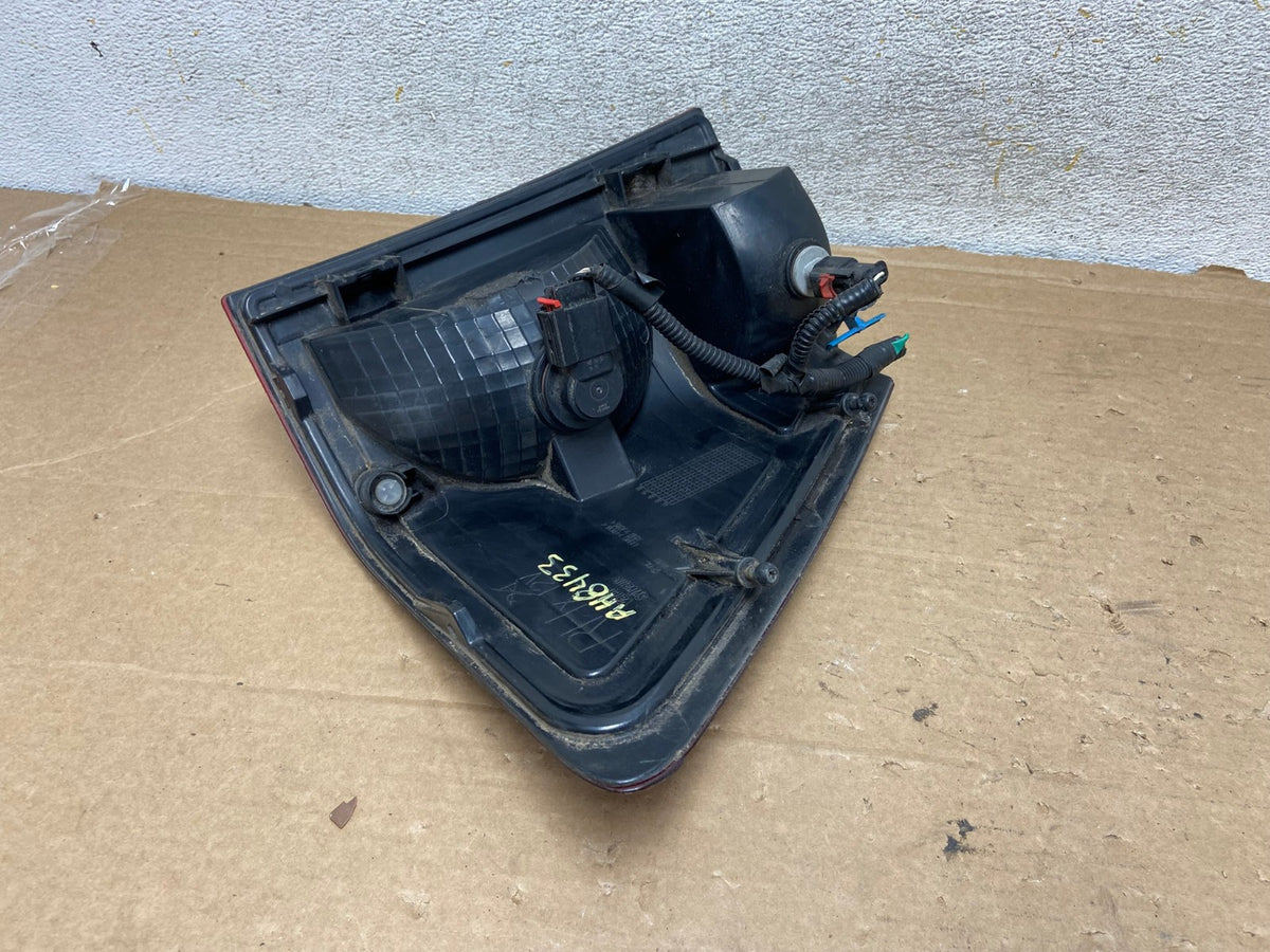 2007 to 2010 Jeep Grand Cherokee Right Passenger Tail Light AH8433 LK5