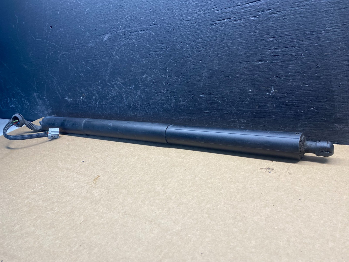 2011-2020 Jeep Grand Cherokee Left Rear Liftgate Rod Support Strut AC7030 DG1
