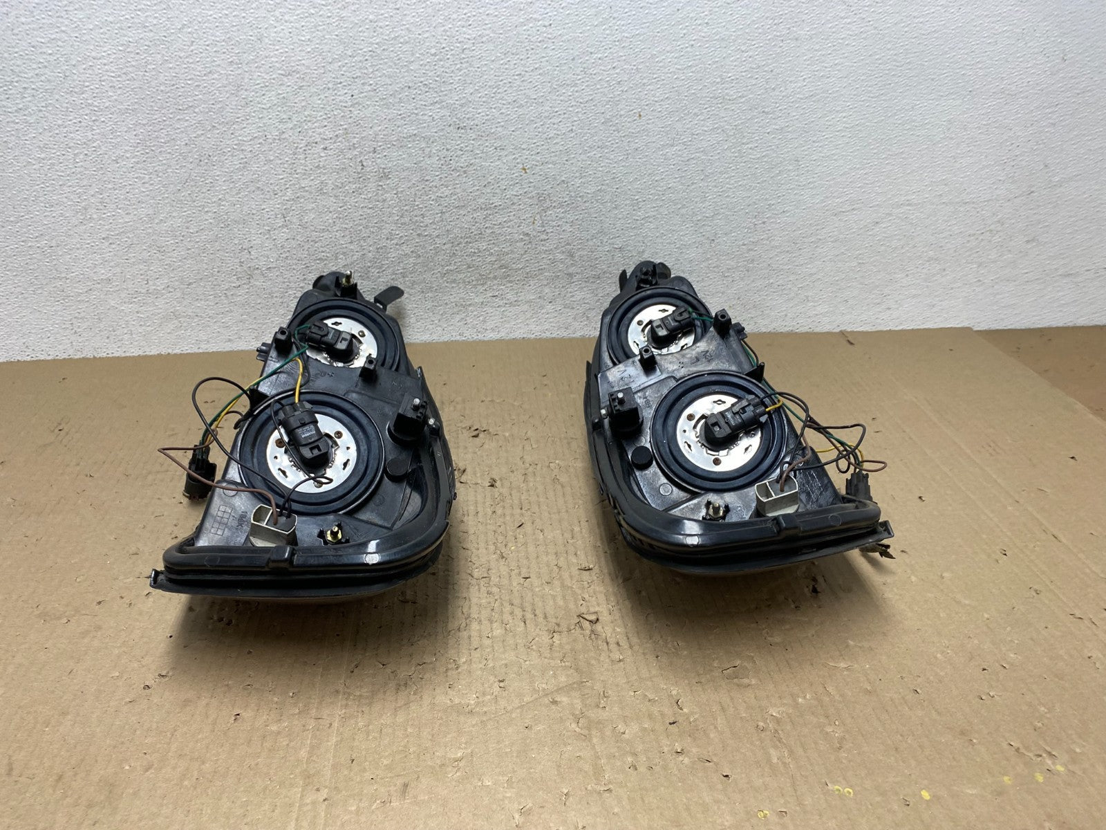 2004 to 2008 Pontiac Grand Prix Left+Right Side Black Headlights AF2874 DW8