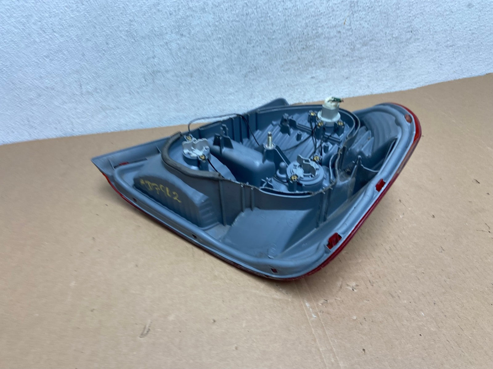 2000 to 2002 Toyota Echo Left Driver LH Side Tail Light AD7902 LK4