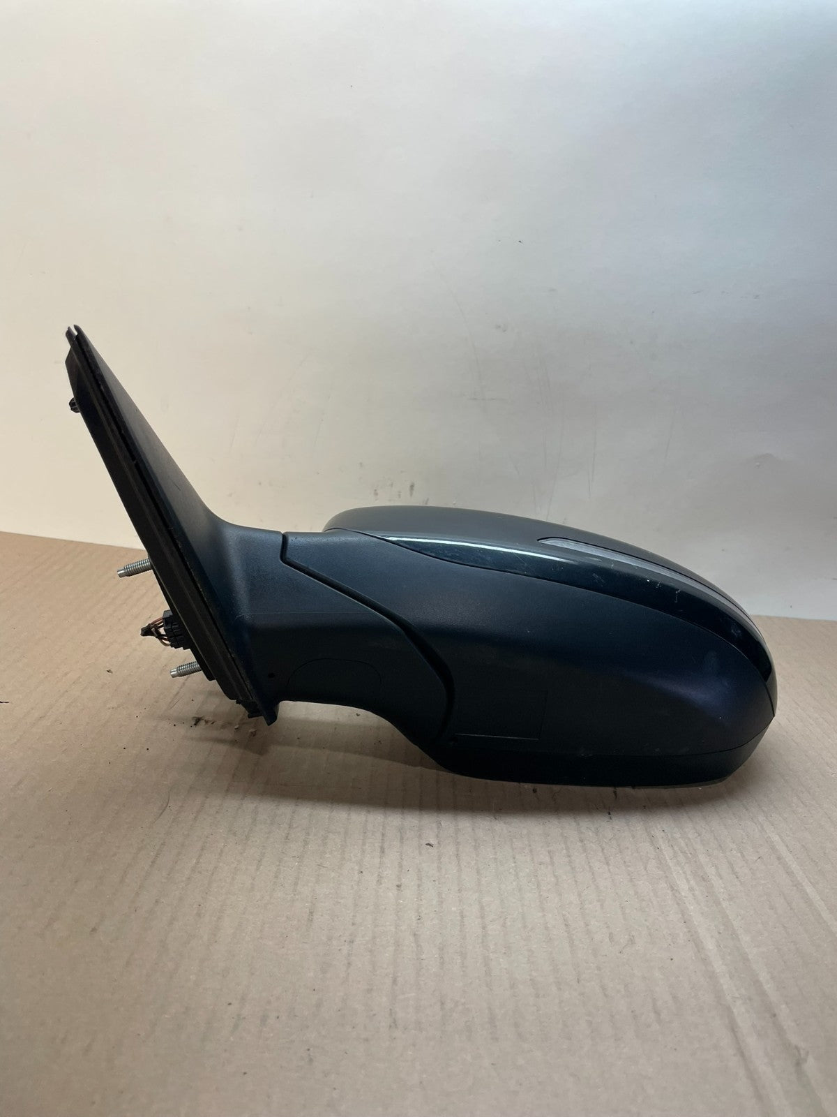 2014-2016 Kia Optima Left Driver Side View Door Mirror Turn Signal AJ0803 DG3