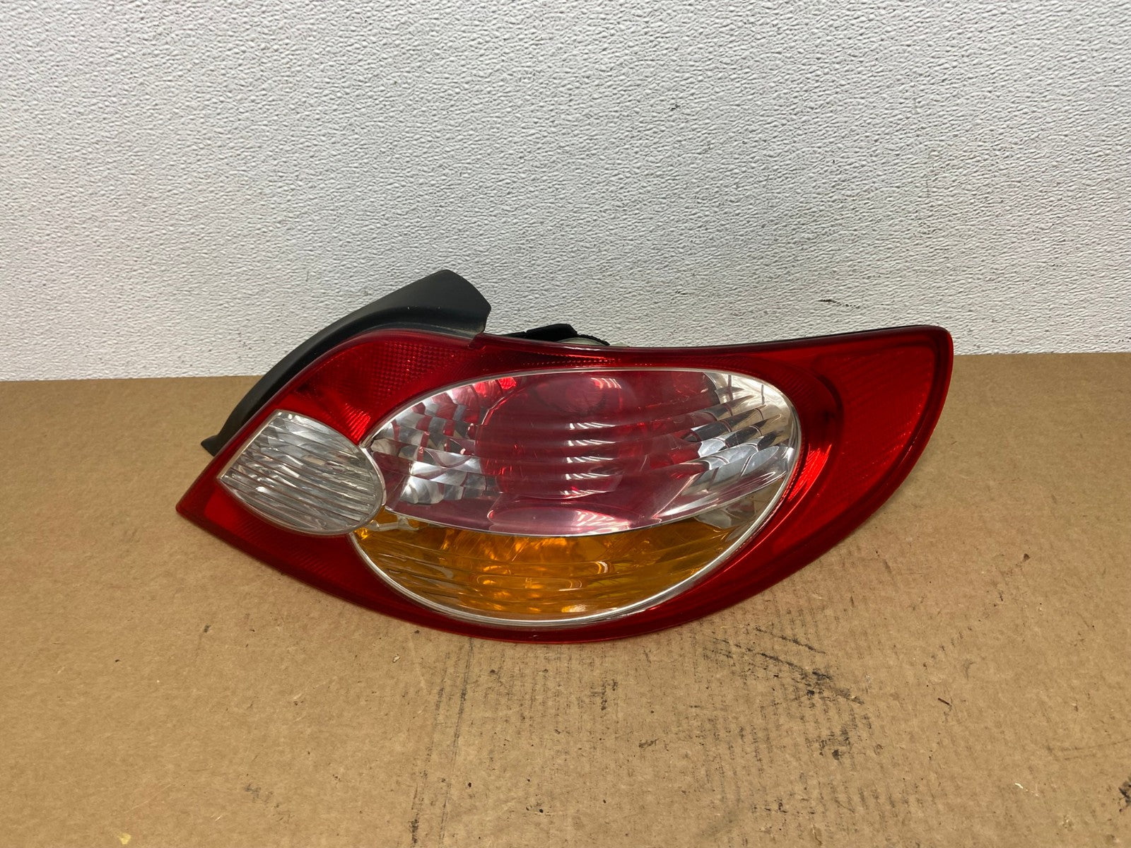 2002 to 2003 Toyota Solara Driver Right Passenger Tail Light AC1854 LK0