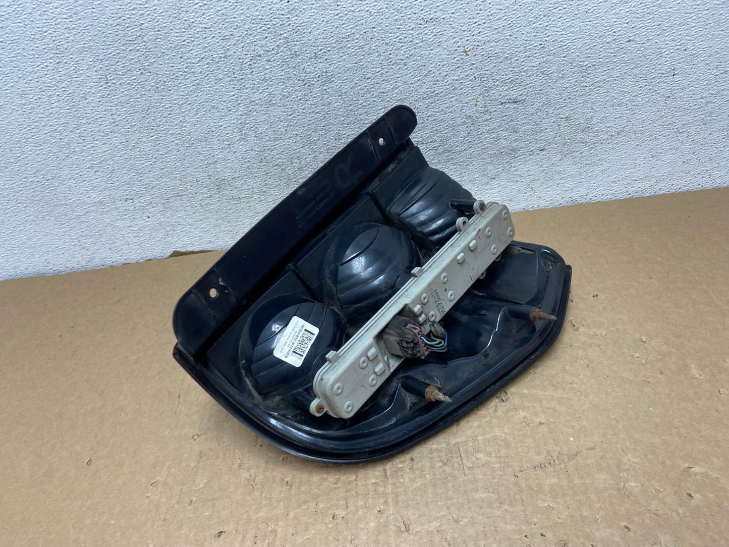 2002 to 2009 Chevrolet Trailblazer Right Passenger Rh Tail Light AF7447 LK5