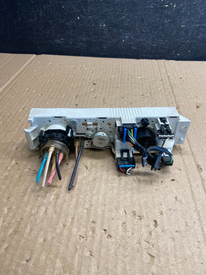 2008-2010 Chevrolet Express 1500 2500 3500 Climate Control Panel AF6282 DG3
