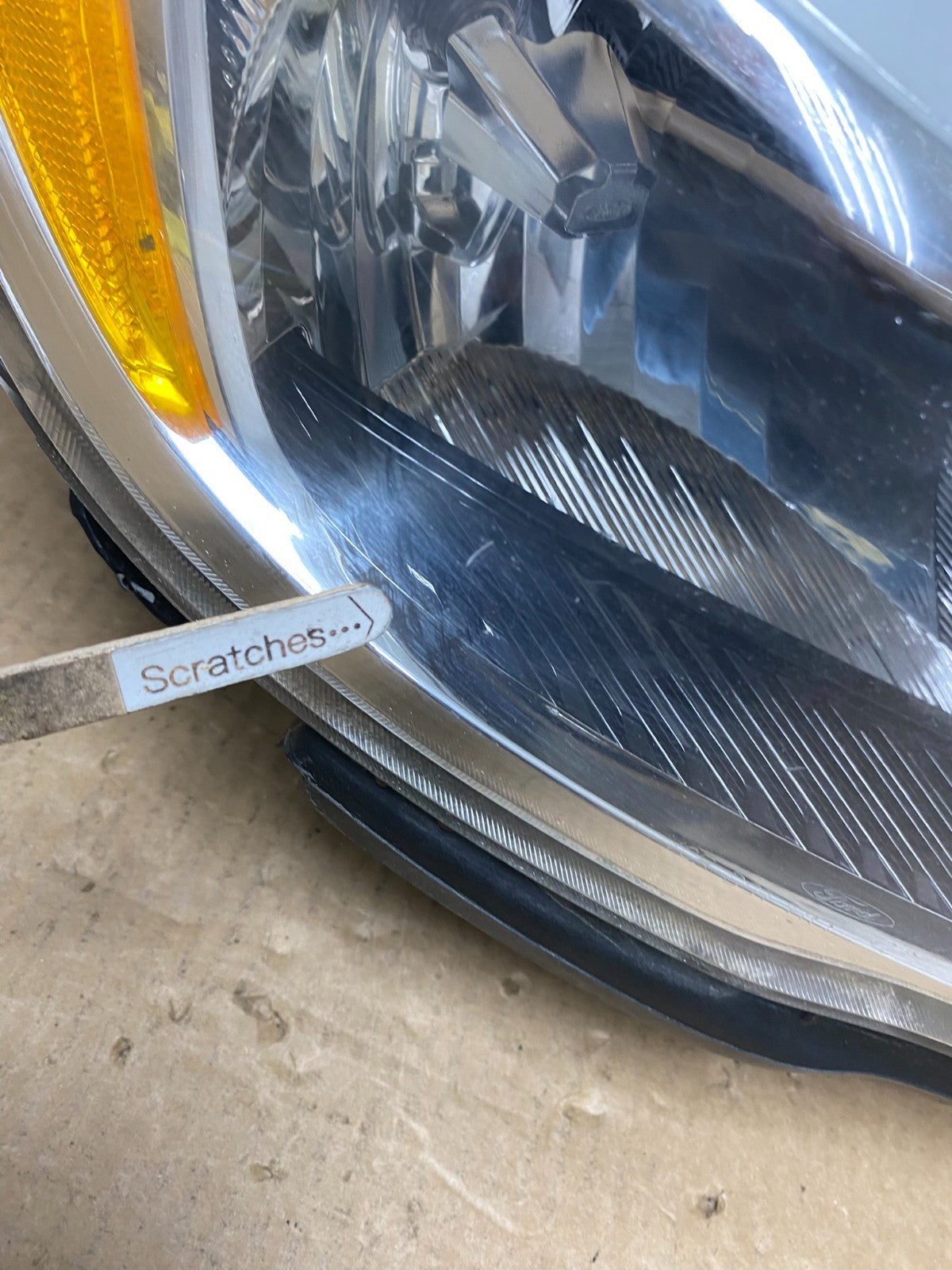 2017 - 2019 Ford Escape Right Passenger RH Side Halogen Headlight AG0479 DG3