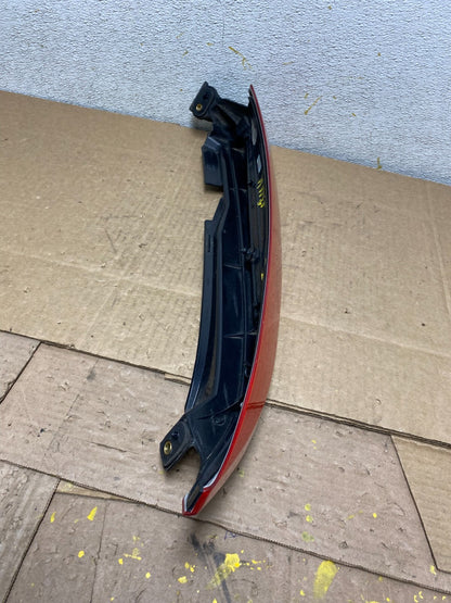 2003 to 2006 Volvo XC90 Right Passenger Side Upper Tail Light OEM O5237 DW7