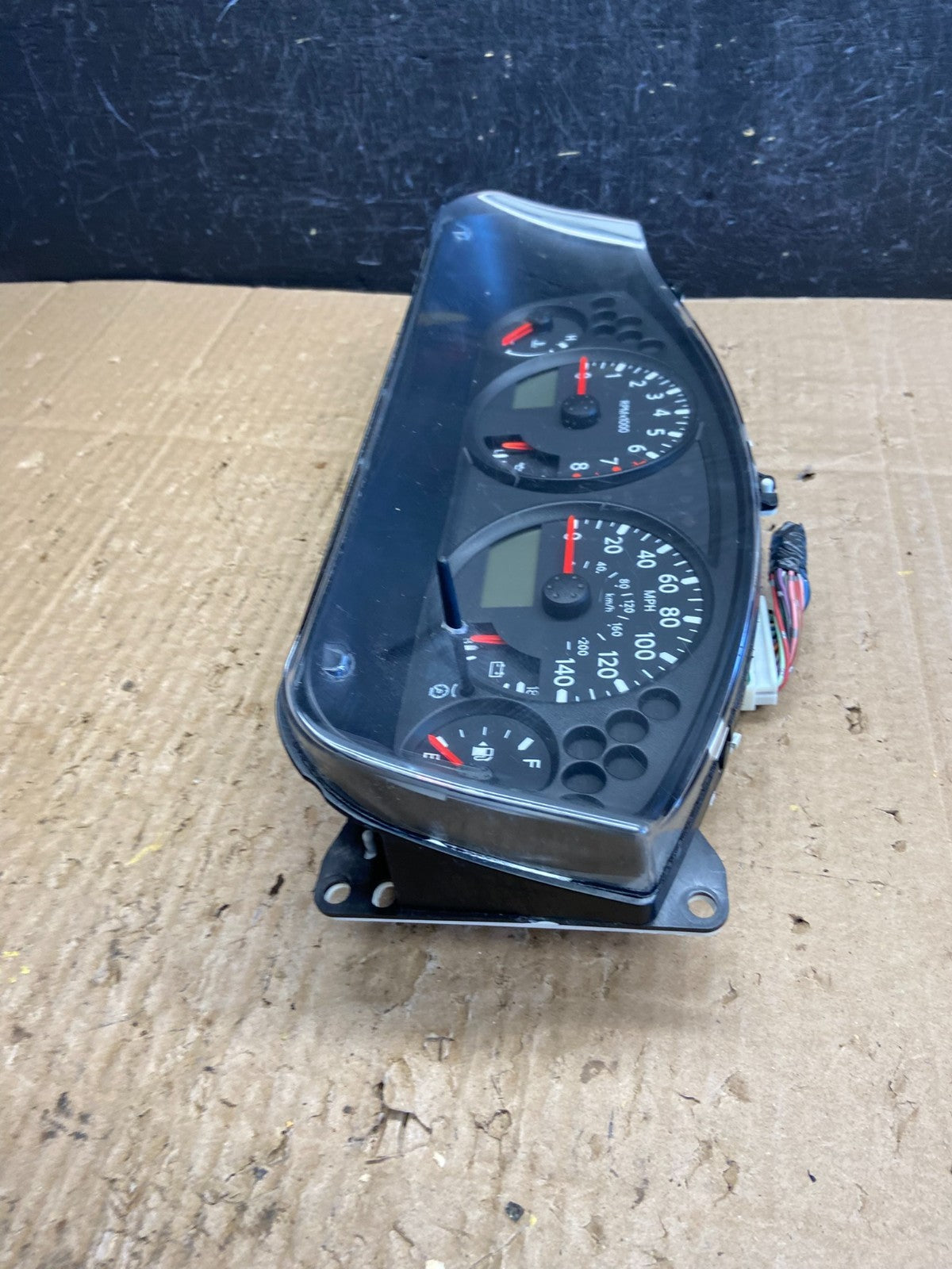 2005 Nissan Xterra Frontier Speedometer Cluster Gauge AD2021 DG3