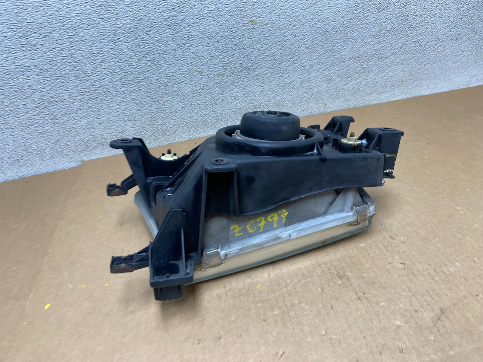 1996 to 2002 Toyota 4Runner Halogen Right Headlight Oem Z6797 DW6