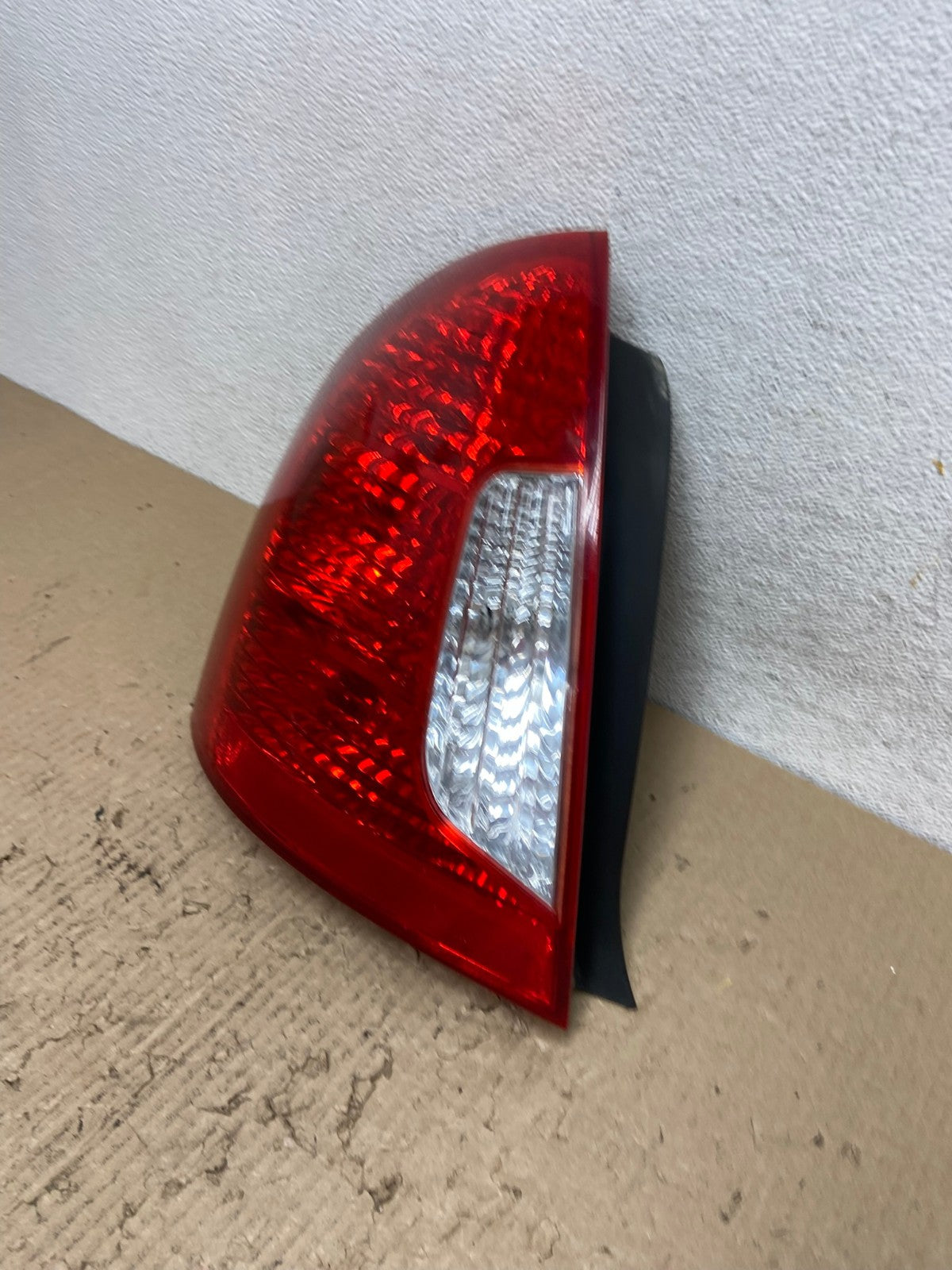 2006-2011 Hyundai Accent Sedan Left Driver Side Lh Tail Light AF2943 LK1