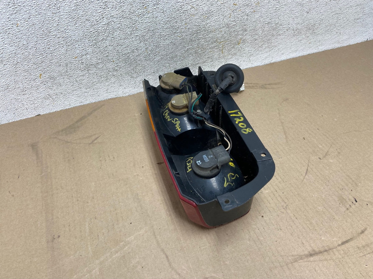 1997 to 2001 Jeep Cherokee Left Driver Side Tail Light AH6690 LK5