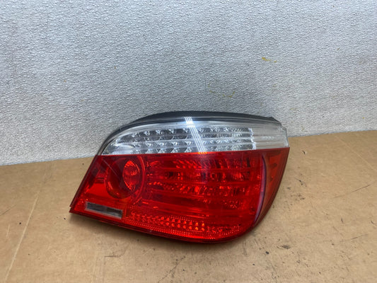 2008 2009 2010 BMW 5 525i 530i Right RH Side Tail Side Light Oem X4739 DW0