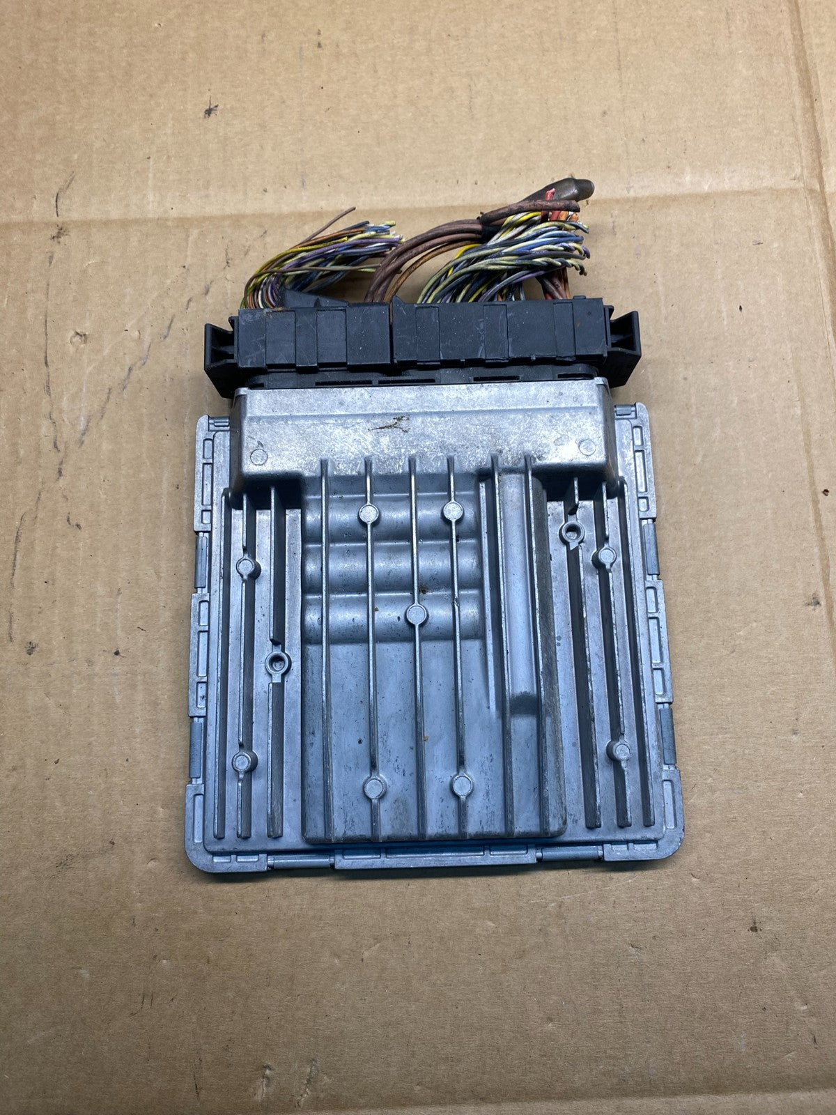 2008 - 2010 BMW 328i 528i E90 ECM ECU Engine Computer 7587166 AI9872 DW1