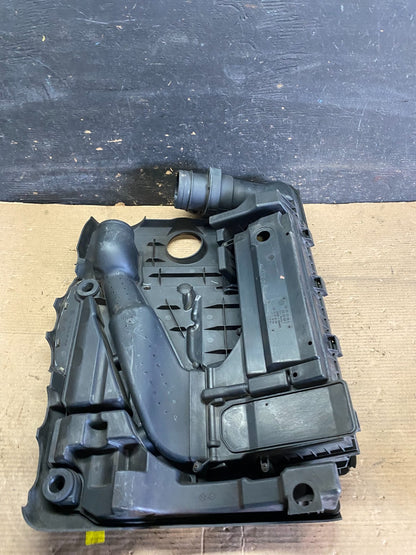 2005 to 2008 Volkswagen Jetta 2.5L Passat Jetta Engine Cover 07k129601 R5110 DG7
