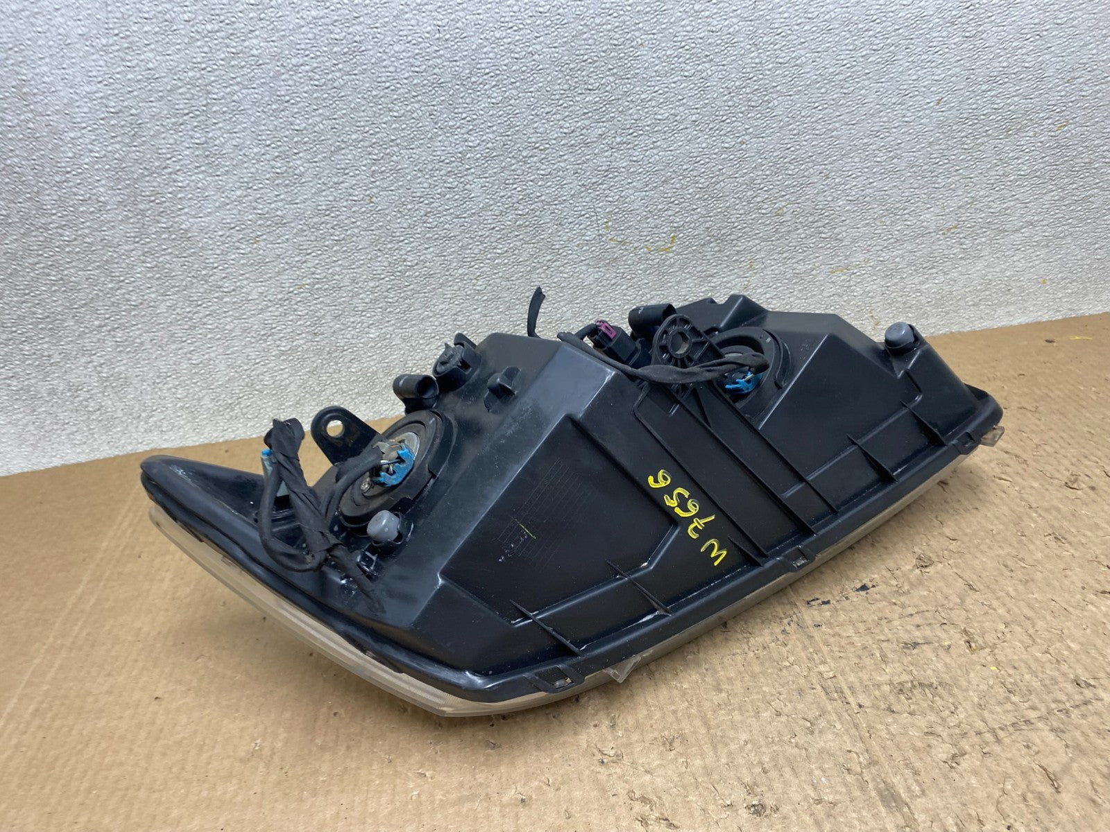 2009 to 2017 Dodge Journey Headlight Left Driver Lh Side Halogen W7656 DW9