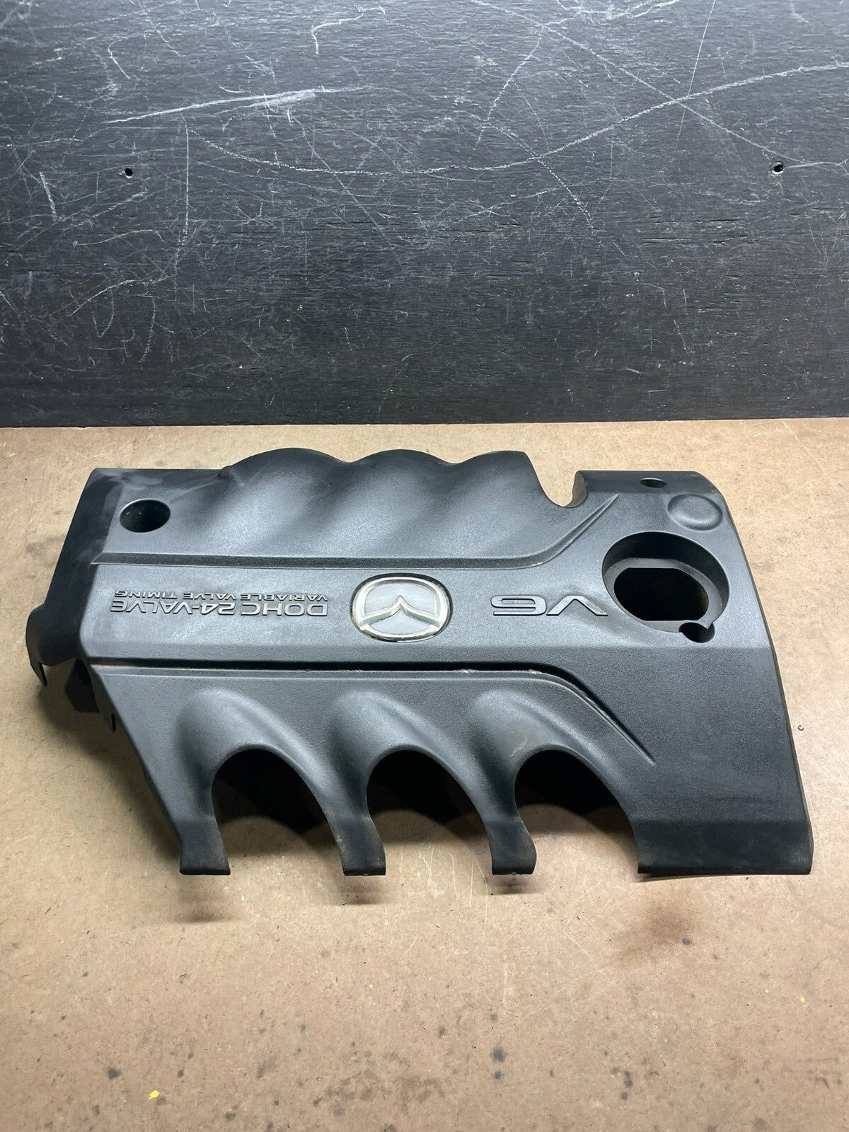 2003 to 2008 Mazda 6 3.0L Engine Cover Top Lid Cover OEM L41510