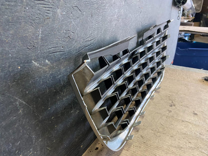 2008 to 2010 Chrysler Town & Country Front Upper Grill Grille Oem  q5964 DG6