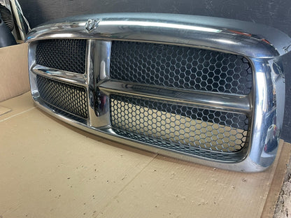 2002 2003 2004 2005 Dodge Ram 1500  Upper Front Grill Grille AF8477 DG1