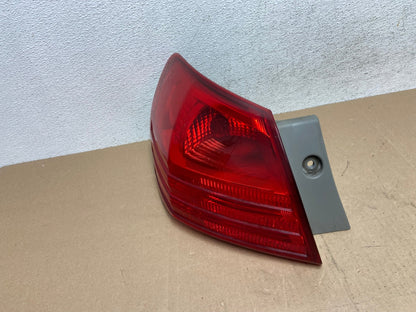 2008 to 2015 Nissan Rogue Left Driver Lh Side Tail Light AE6680 LK1