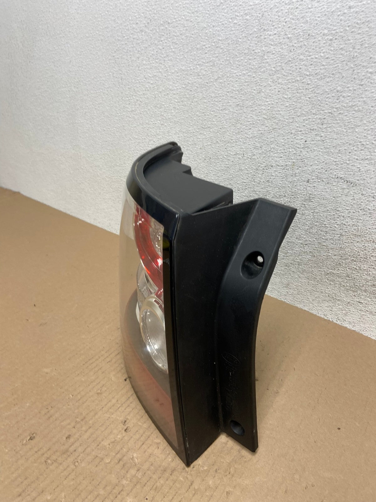 2010 - 2011 Land Rover Range Rover Sport Left Driver Tail Light AE7227 LK1