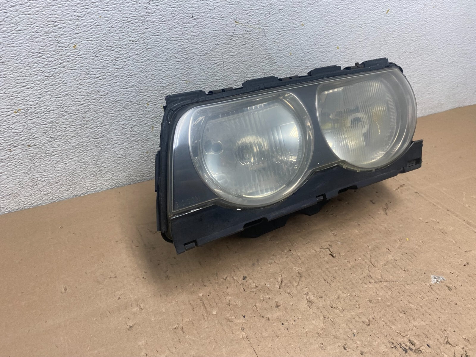 1999-2001 BMW 7 Series E38 740i Halogen Left Driver LH Headlight M2284 DW2