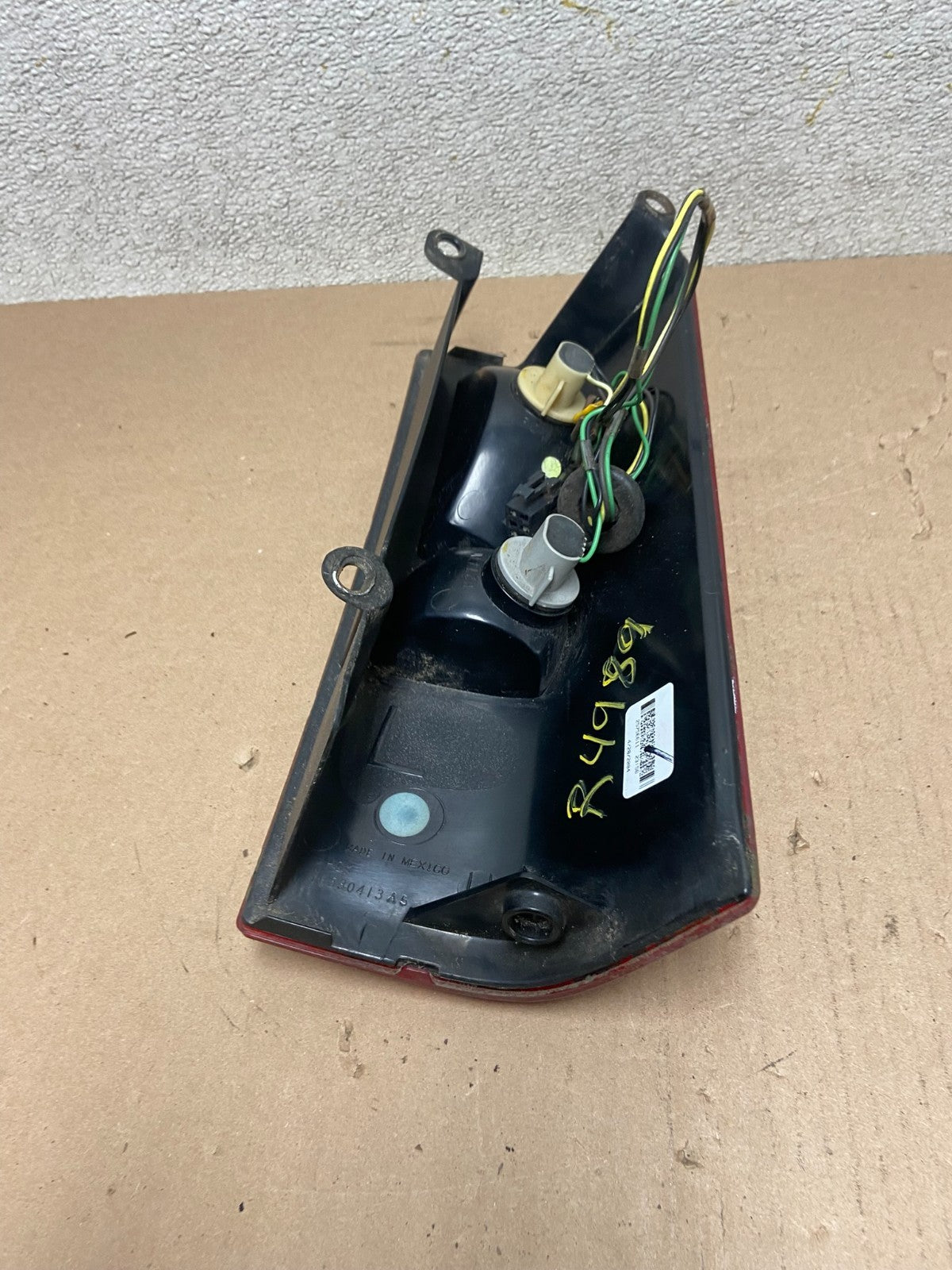 2003 to 2017 Chevrolet Express 1500 Left Driver Side Tail Light Oem R4989 DW5