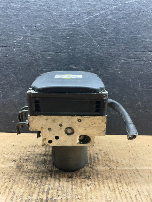 2007 to 2011 Mercedes E350 ABS Anti Lock Brake Pump R4420 DG0
